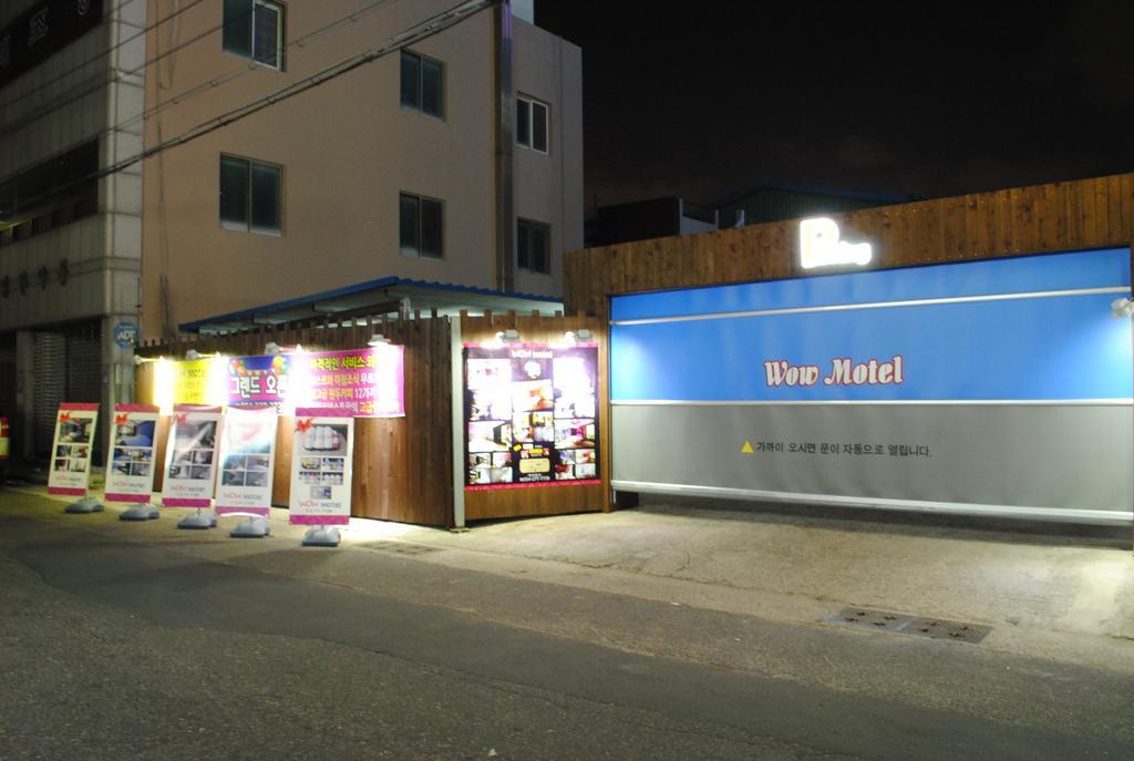 Pohang Wow Motel Экстерьер фото